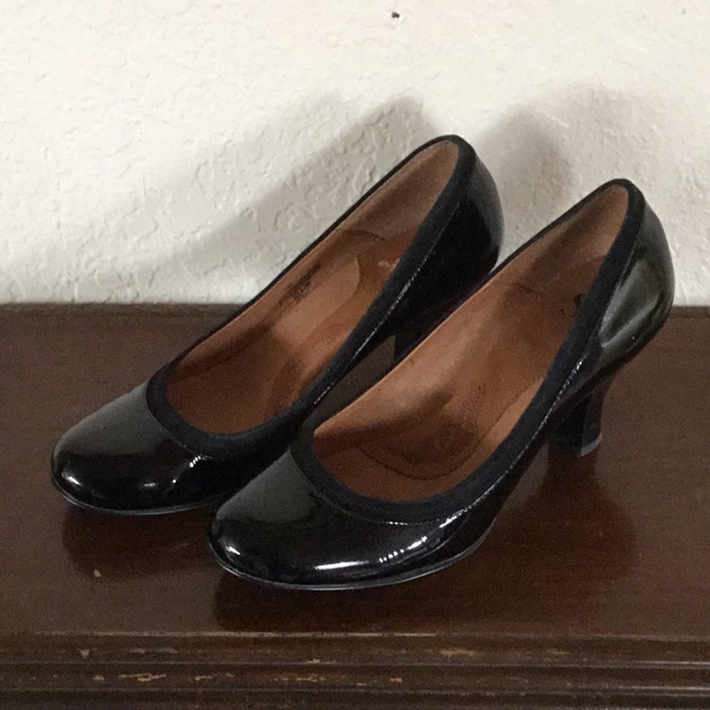 Black Leather Heels Sofft